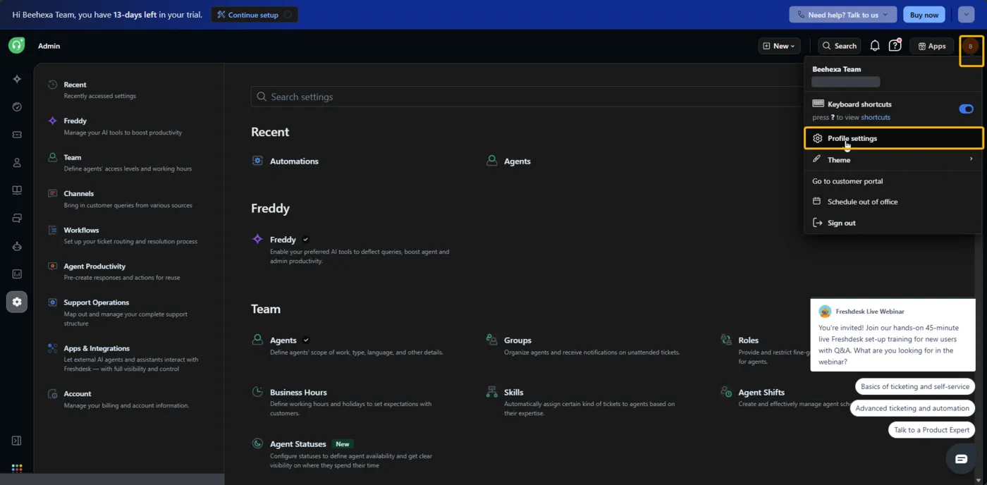 Mở Profile settings từ menu tài khoản Freshdesk